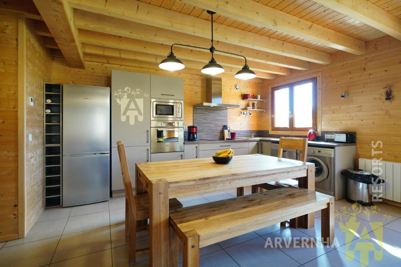 Chalet De Solene Chambon-sur-Lac Bagian luar foto